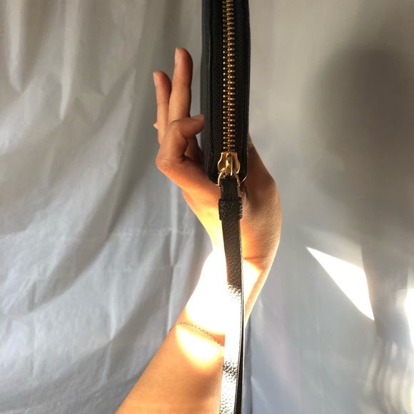 Jackson half moon wristlet - Picture 3 of 7